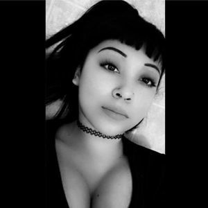 Meet your Posher, Myra